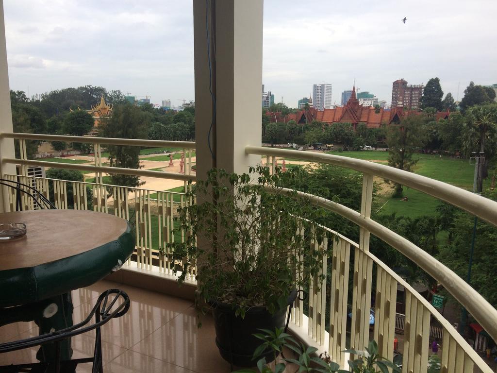 The Bright Lotus Guesthouse Phnom Penh Dış mekan fotoğraf