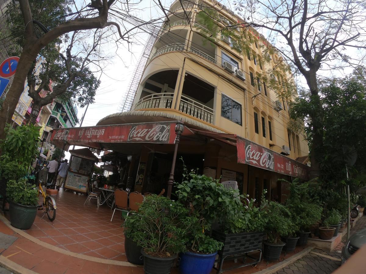 The Bright Lotus Guesthouse Phnom Penh Dış mekan fotoğraf